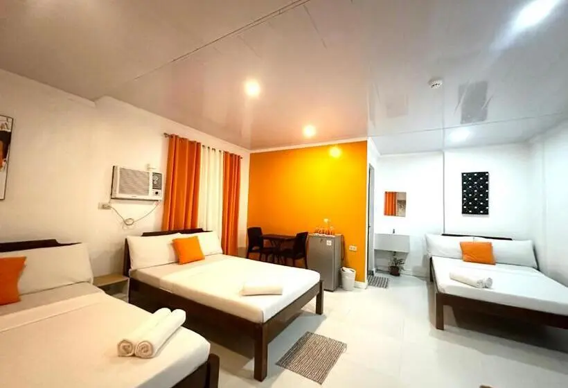 Economy Triple Room, Vicente Aguirre Rooms