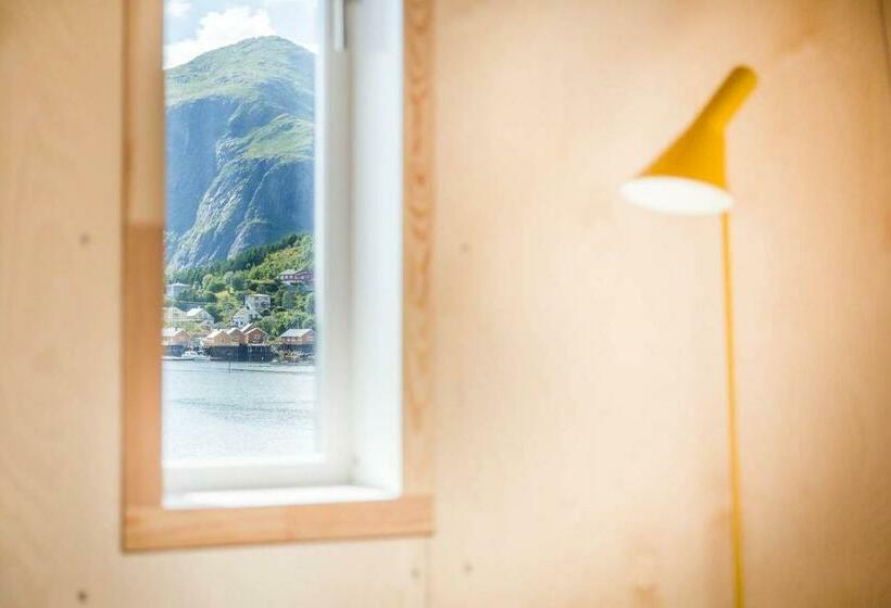 חדר סטנדרט נוף להרים, Holmen Lofoten