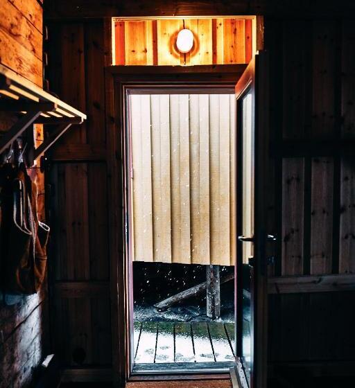 דירת חדר סופריור, Holmen Lofoten