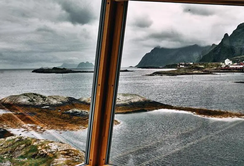 オーシャンビュースーペリアースイート, Holmen Lofoten