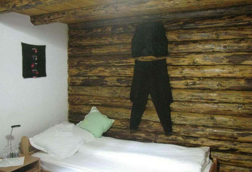 بانگلوی استاندارد, Apartments Izvor Lisine