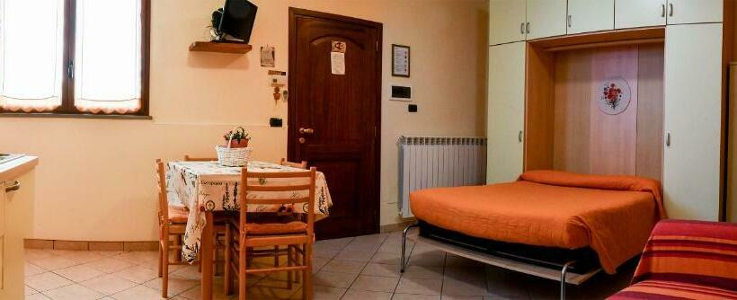 إستوديو قياسى مزودة بتراس, Gli Angeli Agriturismo