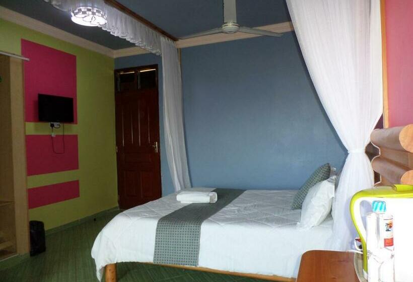اتاق لوکس, Pinebreeze Holiday Resort