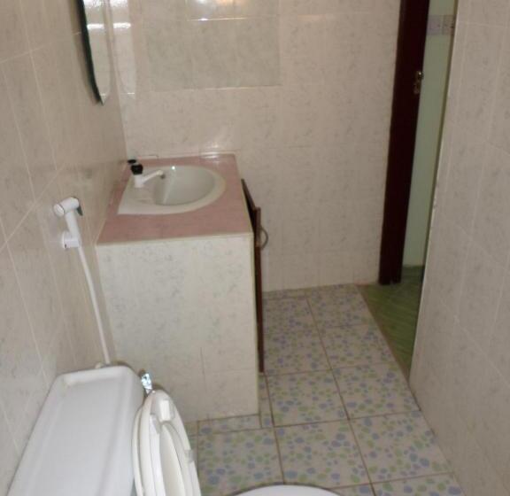 استودیوی استاندارد, Pinebreeze Holiday Resort
