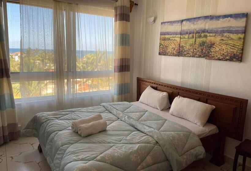 1 Bedroom Penthouse Apartment, Pinebreeze Holiday Resort