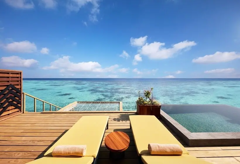 سوییت با استخر, Nh Collection Maldives Havodda Resort