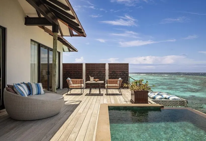 سوییت با استخر, Nh Collection Maldives Havodda Resort
