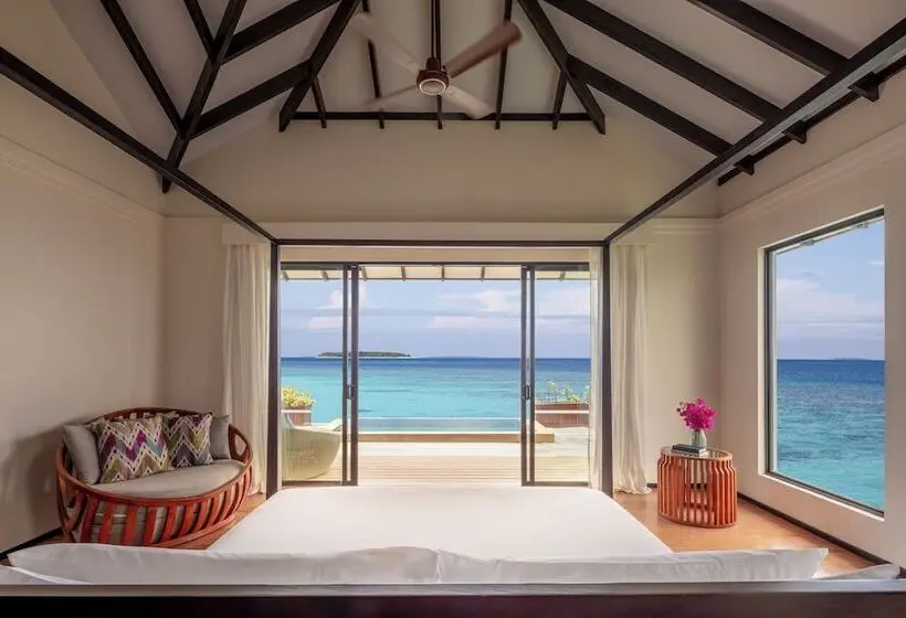 سوییت با استخر, Nh Collection Maldives Havodda Resort