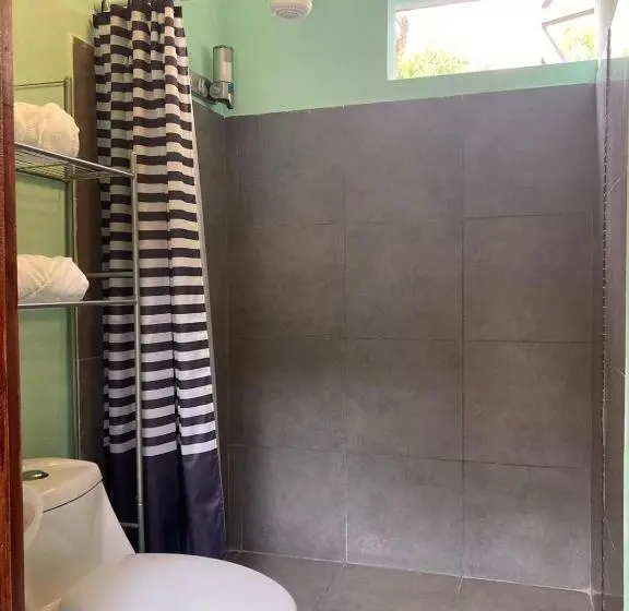 ツーベッドルーム ヴィラ, Nueva Villa Paraíso Four Villas