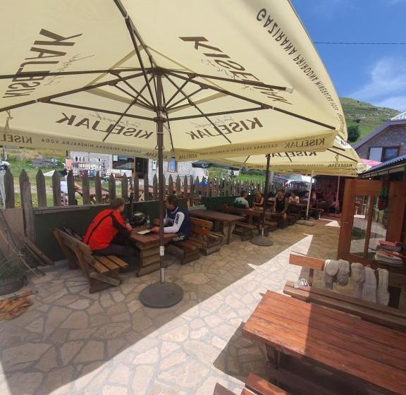 اتاق خانوادگی, Guesthouse Letnja Basta