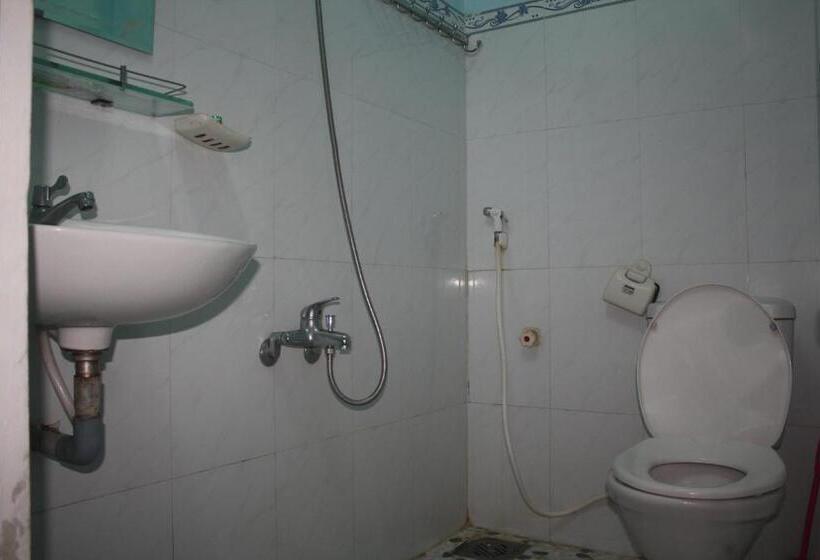 اتاق استاندارد چهار تخته, Thinh Thien Motel