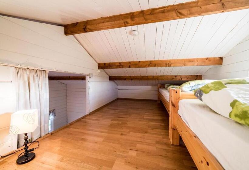 خانه 2 خوابه, Geysir Hestar