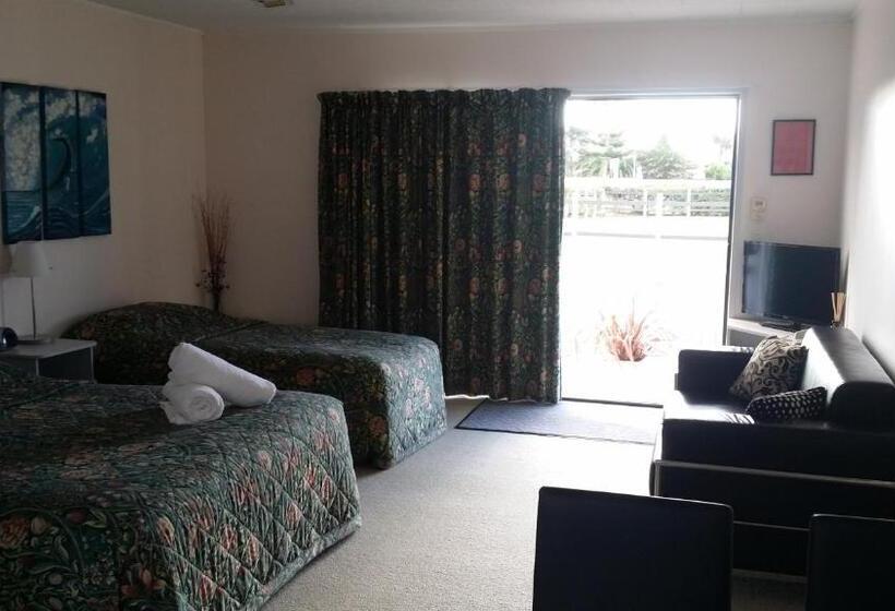 اتاق لوکس, Norfolk Motel & Campervan Park