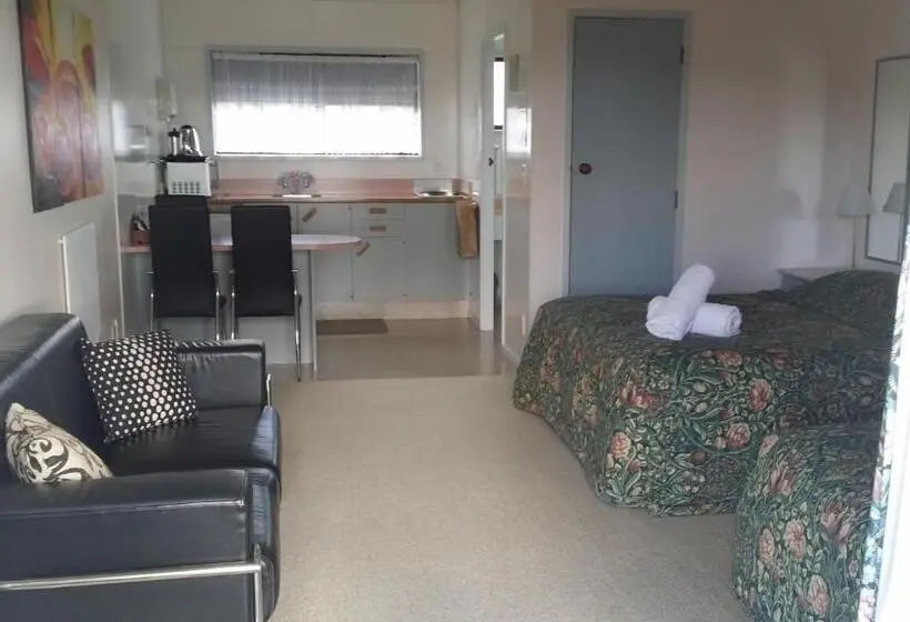 اتاق لوکس, Norfolk Motel & Campervan Park