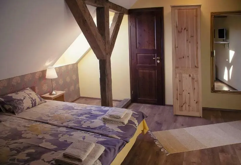 اتاق استاندارد, Pööni Tavern & Guesthouse
