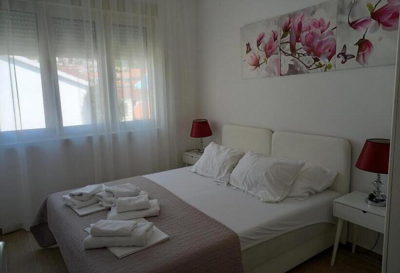 آپارتمان 1 خوابه, Solaris Apartments