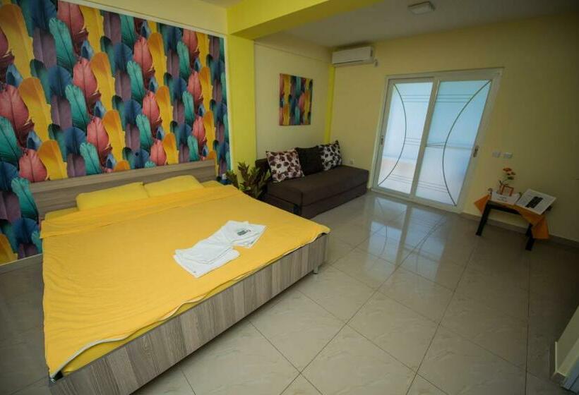 استودیو استاندارد با بالکن, Vila Stefani