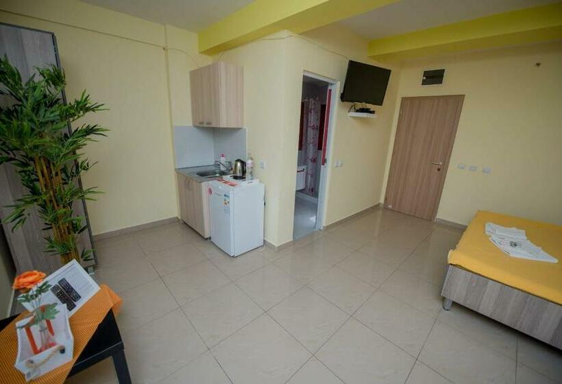 استودیو استاندارد با بالکن, Vila Stefani