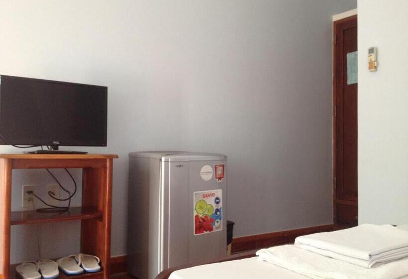 بانگلوی استاندارد با چشمانداز دریا, Hiep Hoa Resort