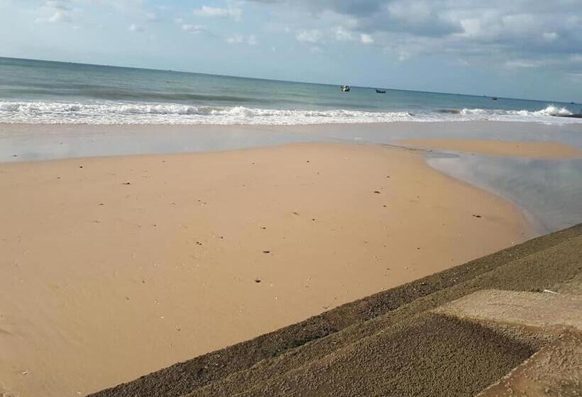 بانگلوی استاندارد با چشمانداز دریا, Hiep Hoa Resort