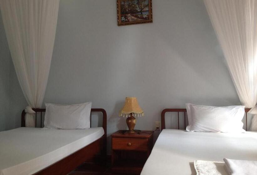 اتاق استاندارد چهار تخته, Hiep Hoa Resort