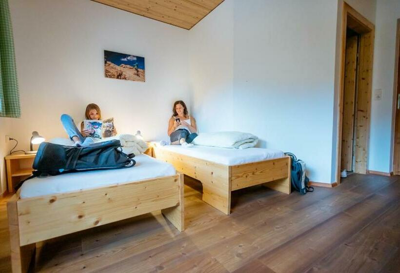 חדר סטנדרט, Area 47   Tirol