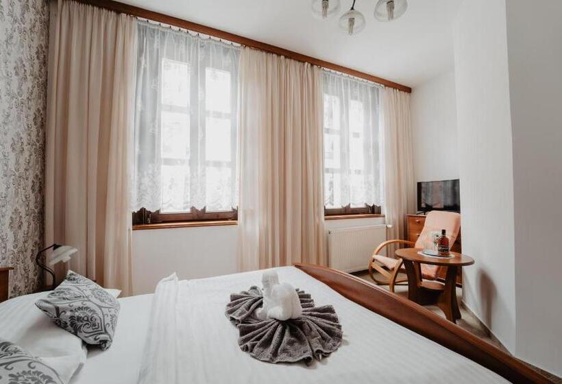 غرفة قياسية, U Lípy