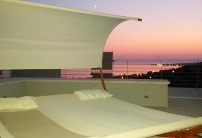 Студия Стандарт Вид на Море, Byb Cà Del Mar