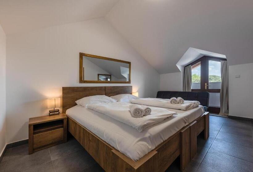 带1个卧室的舒适公寓, Aparthotel Plat