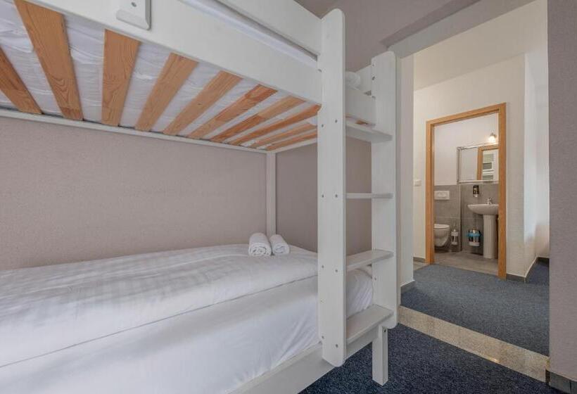 Comfort studio with sea view, Aparthotel Plat