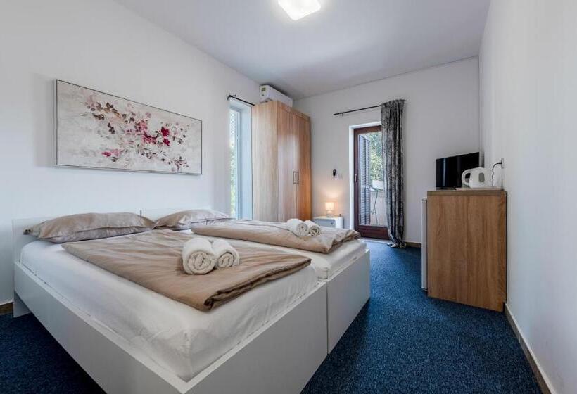 Comfort room with balcony, Aparthotel Plat