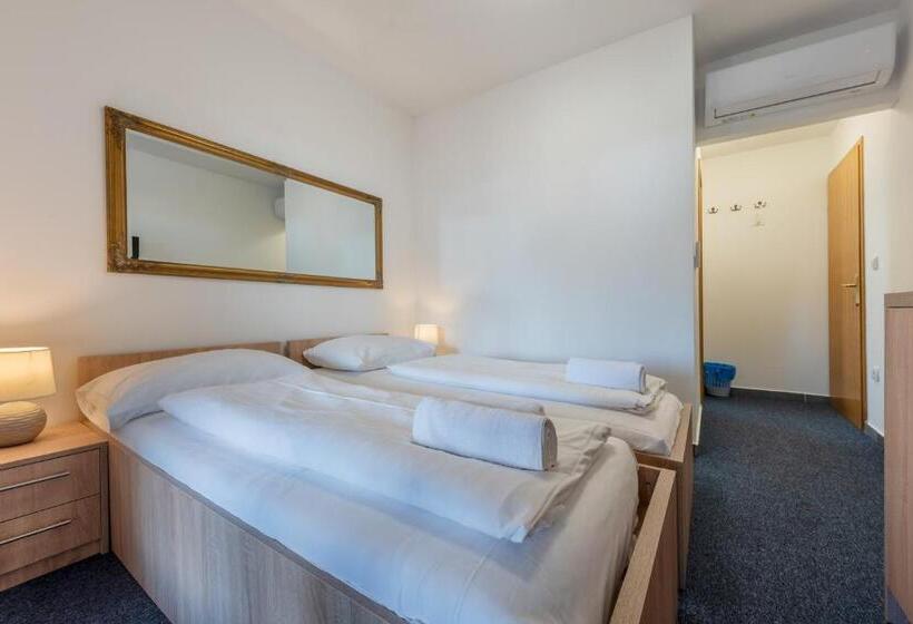 可观海景的舒适型房间, Aparthotel Plat