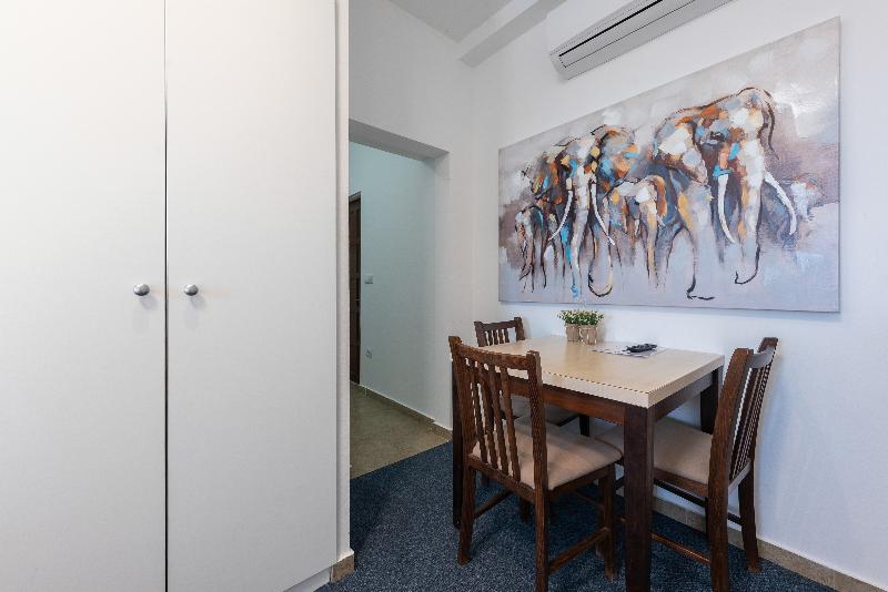 标准工作室带阳台, Aparthotel Plat