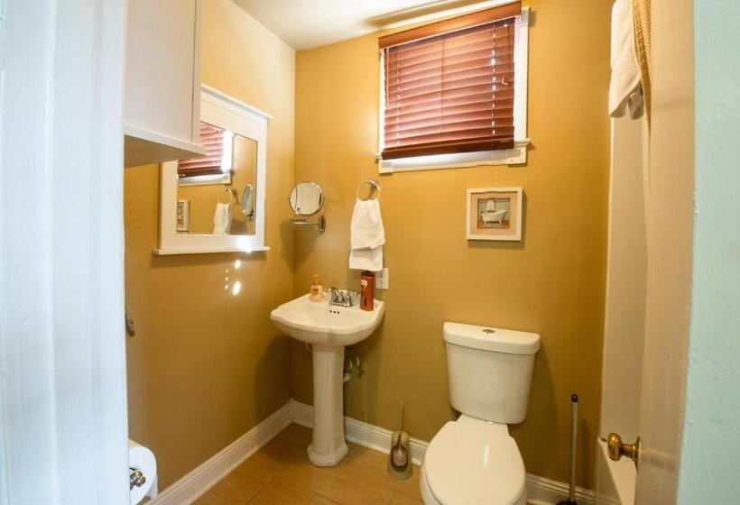 آپارتمان لوکس 1 خوابه, Hostel Auberge Nola