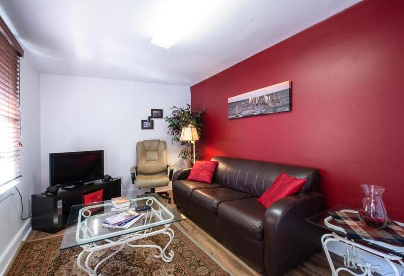 آپارتمان لوکس 1 خوابه, Hostel Auberge Nola