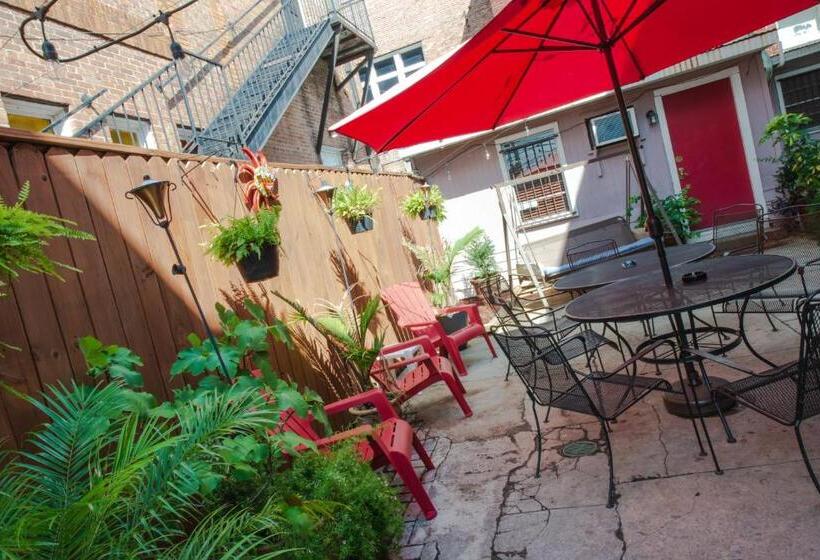 آپارتمان لوکس 1 خوابه, Hostel Auberge Nola