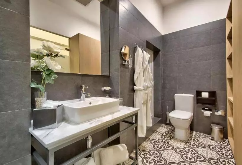 اتاق استاندارد اینتریور, Ursulino Valletta