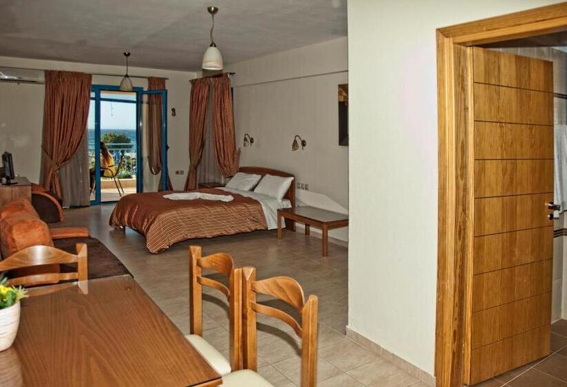 Студия Стандарт Вид на Море, Gold Apartments