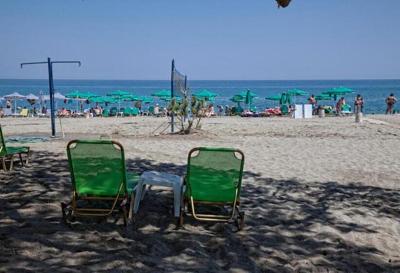 Полулюкс Повышенной Комфортности, Gold Apartments