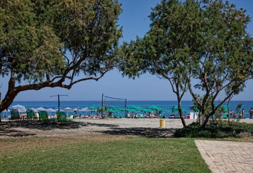 Студия Стандарт Вид на Море, Gold Apartments