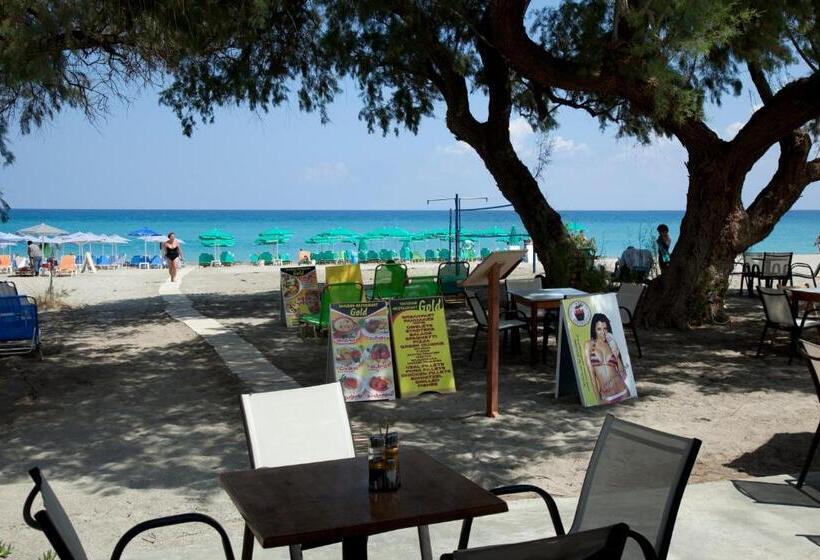 Апартаменты 1 Спальня Вид на Море, Gold Apartments