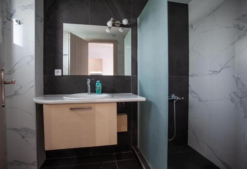 Апартаменты Deluxe 1 Спальня, Gold Apartments