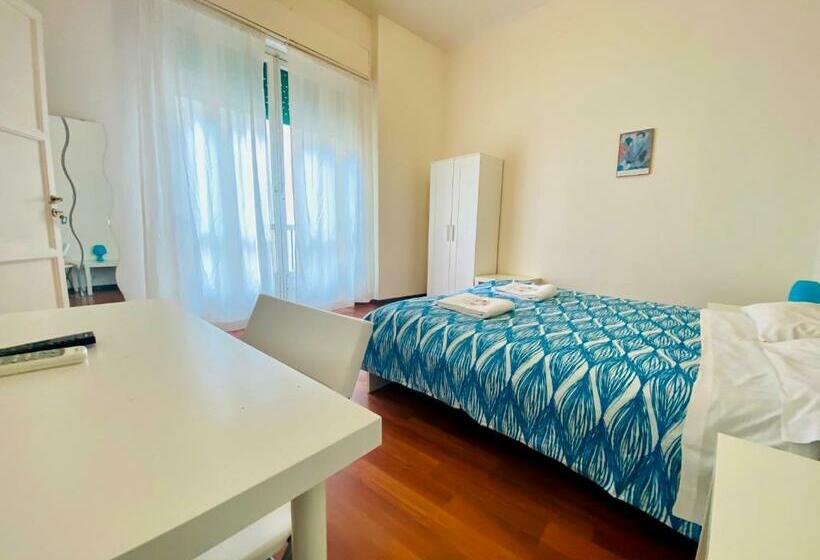 带共用浴室的标准房间, Castelnuovo Rooms Palermo #politeama