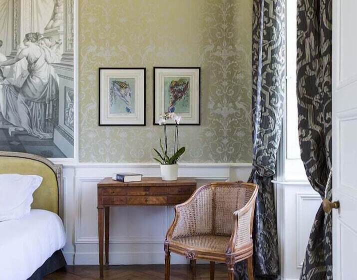 סוויטה דלוקס, Château Des Tesnières