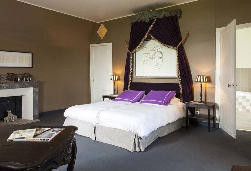 סוויטת קומפורט, Château Des Tesnières