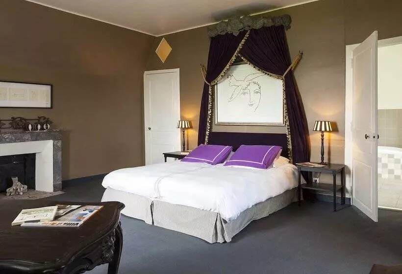 コンフォーとスイートルーム, Château Des Tesnières