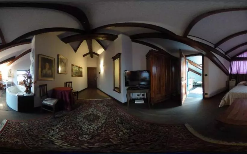 デラックススイート, Damian Park Hotel Delle Magnolie