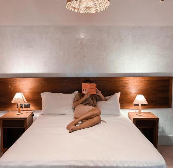 חדר סטנדרט לארבעה, Hiu