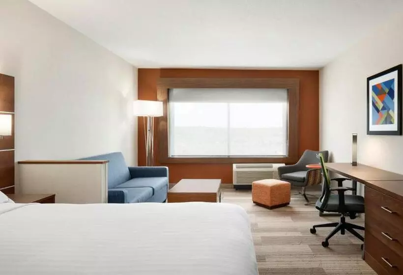 キングサイズベッドのスイートルーム, Holiday Inn Express & Suites Duluth North   Miller Hill, An Ihg