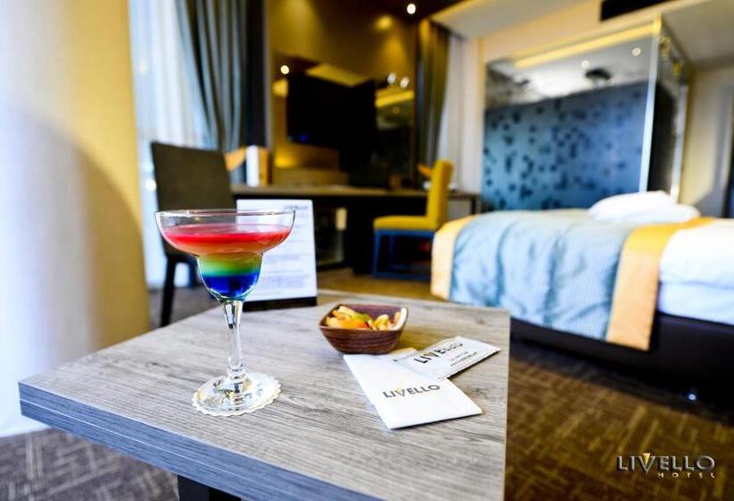 اتاق سوپریور, Livello